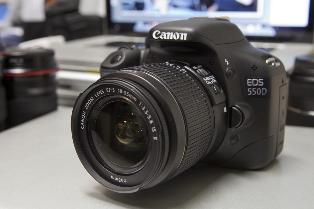 JMSC Adds Canon EOS 550D Digital SLR Cameras To Equipment Inventory Journalism and Media